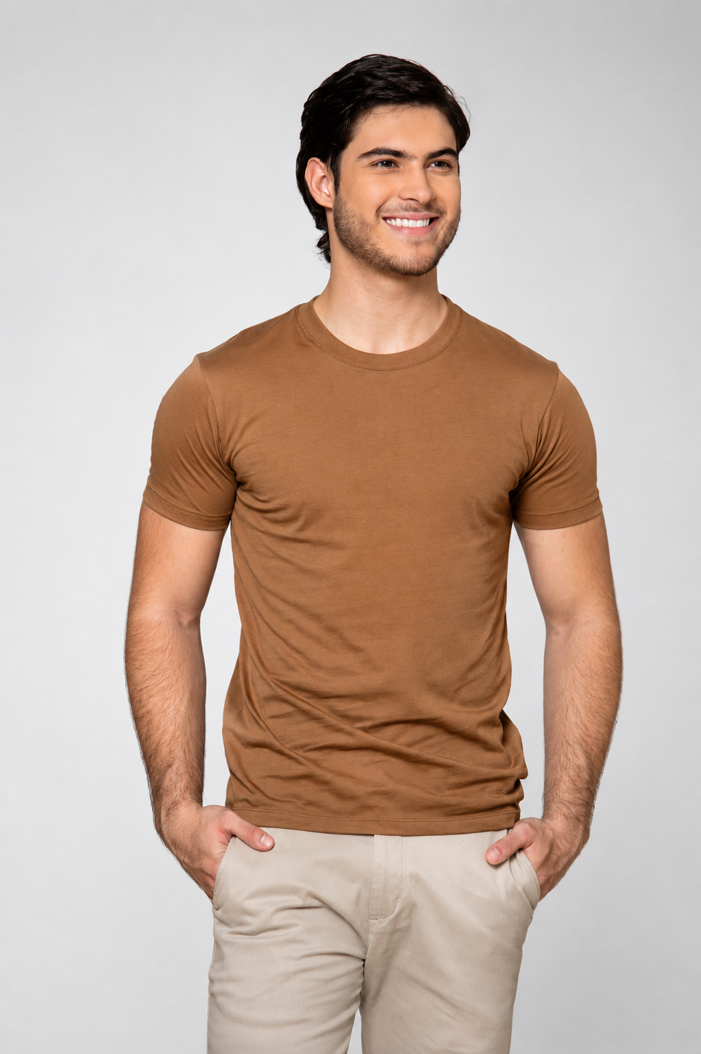 Camiseta Rafael Cure en algodón pima, suave y transpirable. Diseño moderno y cómodo para uso diario.