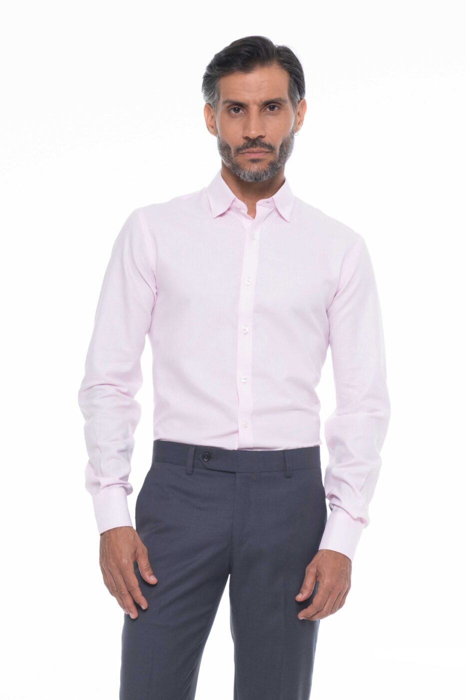 Camisa para hombre en 100% algodón. Fresca, cómoda y elegante con corte classic fit y cuello button under.