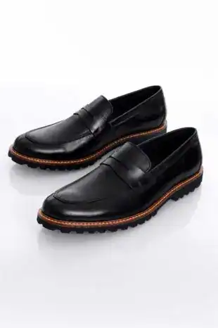 Calzado Mocasin Tractor Negro