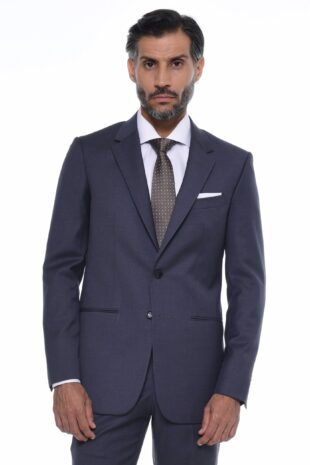 Traje para hombre en mezcla de lana. Chaqueta clásica y pantalón semi slim fit con elegancia y confort.